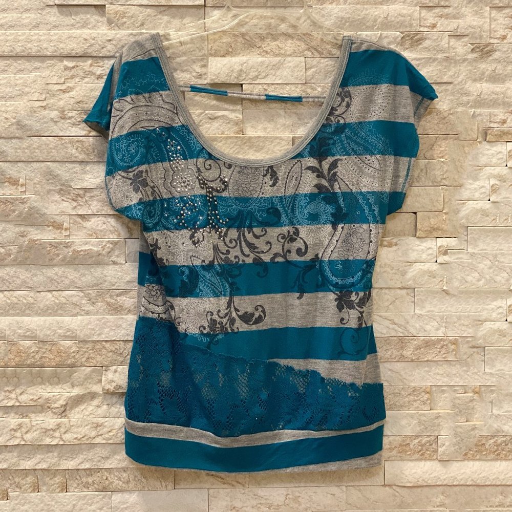 DAYTRIP CASUAL TOP - Size: M